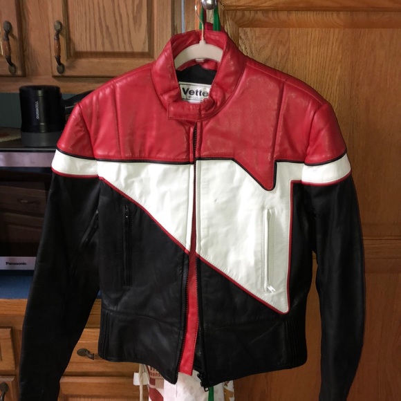 Leather jacket - Picture 1 of 5